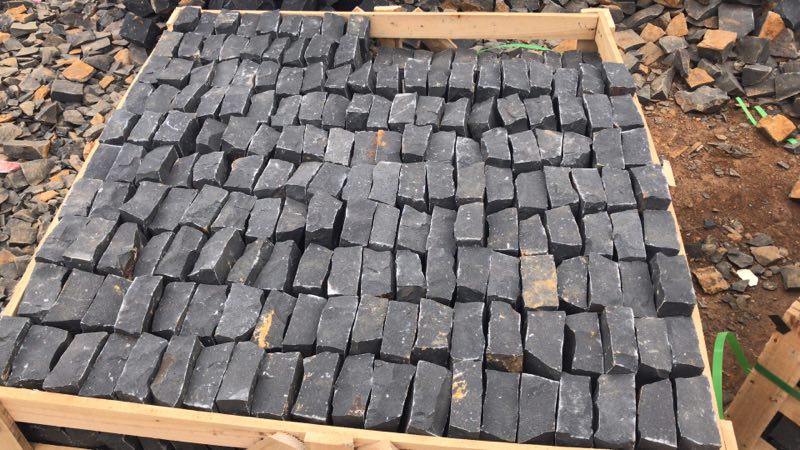cobble stones pavers driveway paving stone