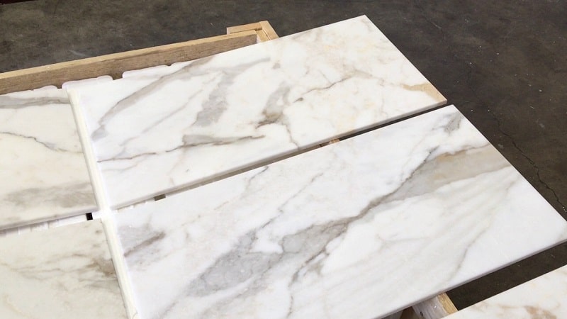 calacatta gold marble slabs in natural marble