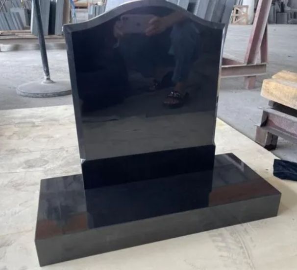 Abosultely Black Pure Black Granite Tombstone Monument Wholesale China