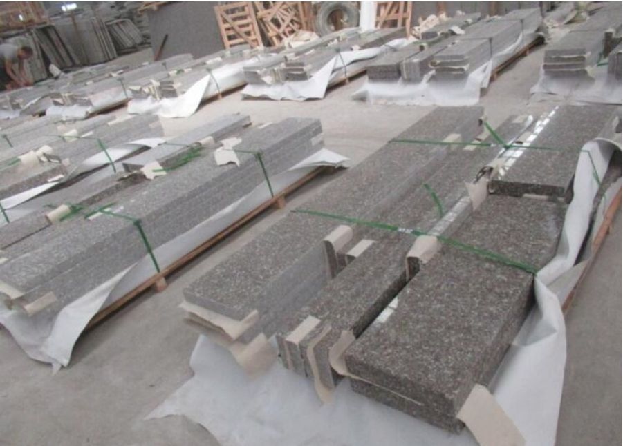 G648 Granite Tombstone Poland Market Wholesale