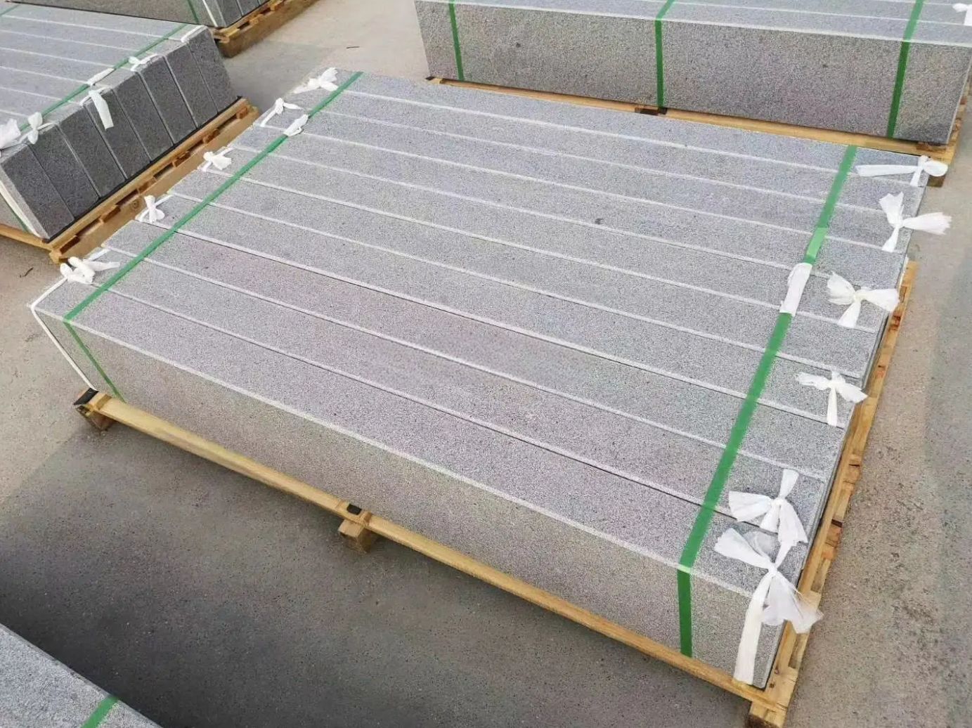 G654 Granite Kerbstone driveway paving slab stone