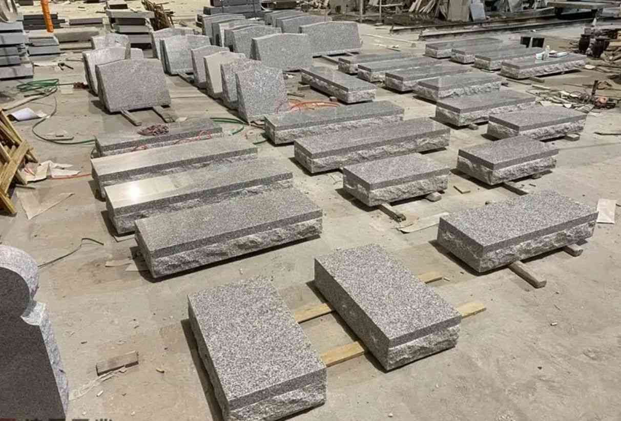 G9402 Granite Monument Imperial Gray Granite Tombstone Slant Gravestone