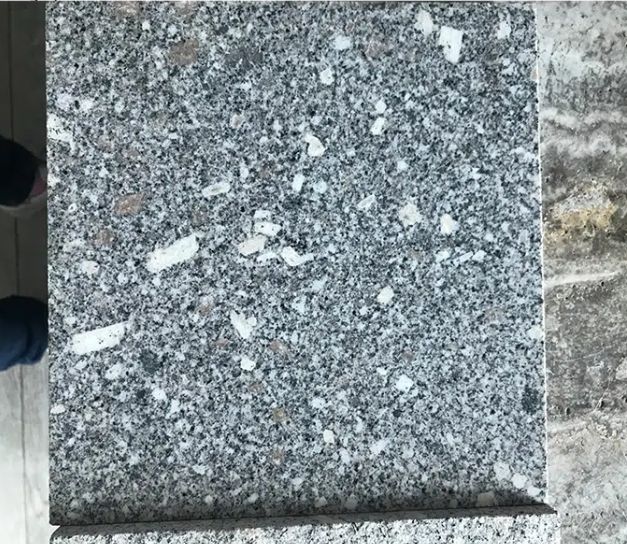 Grany Granite Tile Cheap Polished 30x30