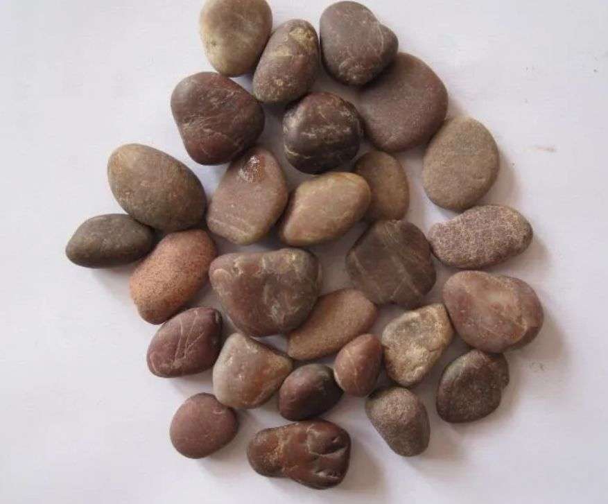 Natural Red Color Pebble Stone