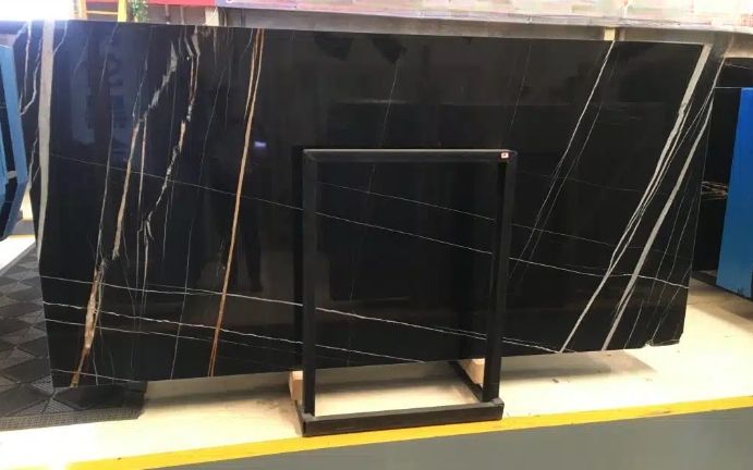 Sahara Nior Marble Slab