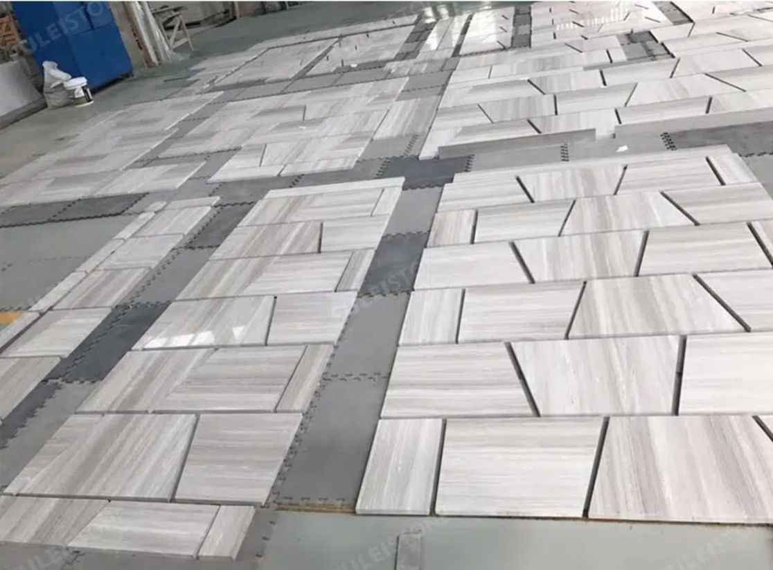 Serpegiante White Wooden Marble Slab White Dolomite Tile