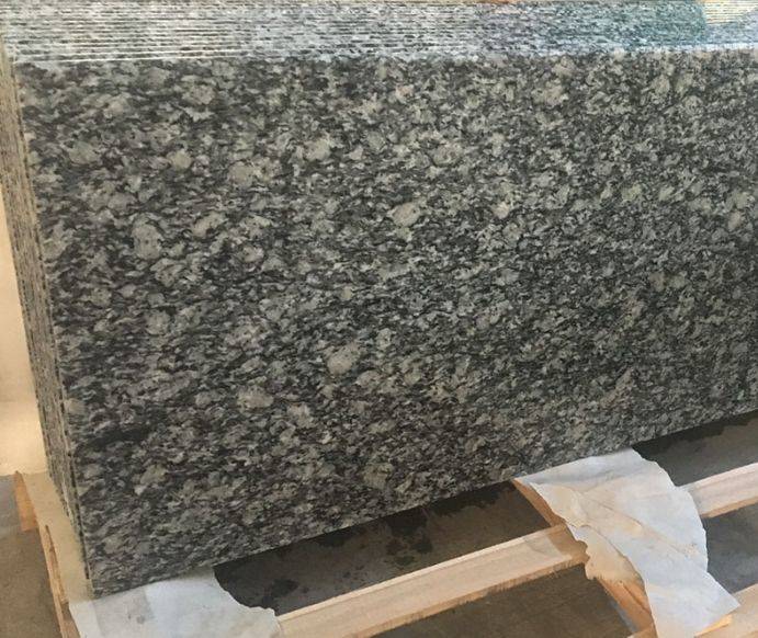 Spray White Granite