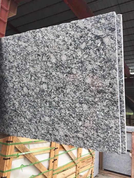 Spray White Granite Chinese Wave