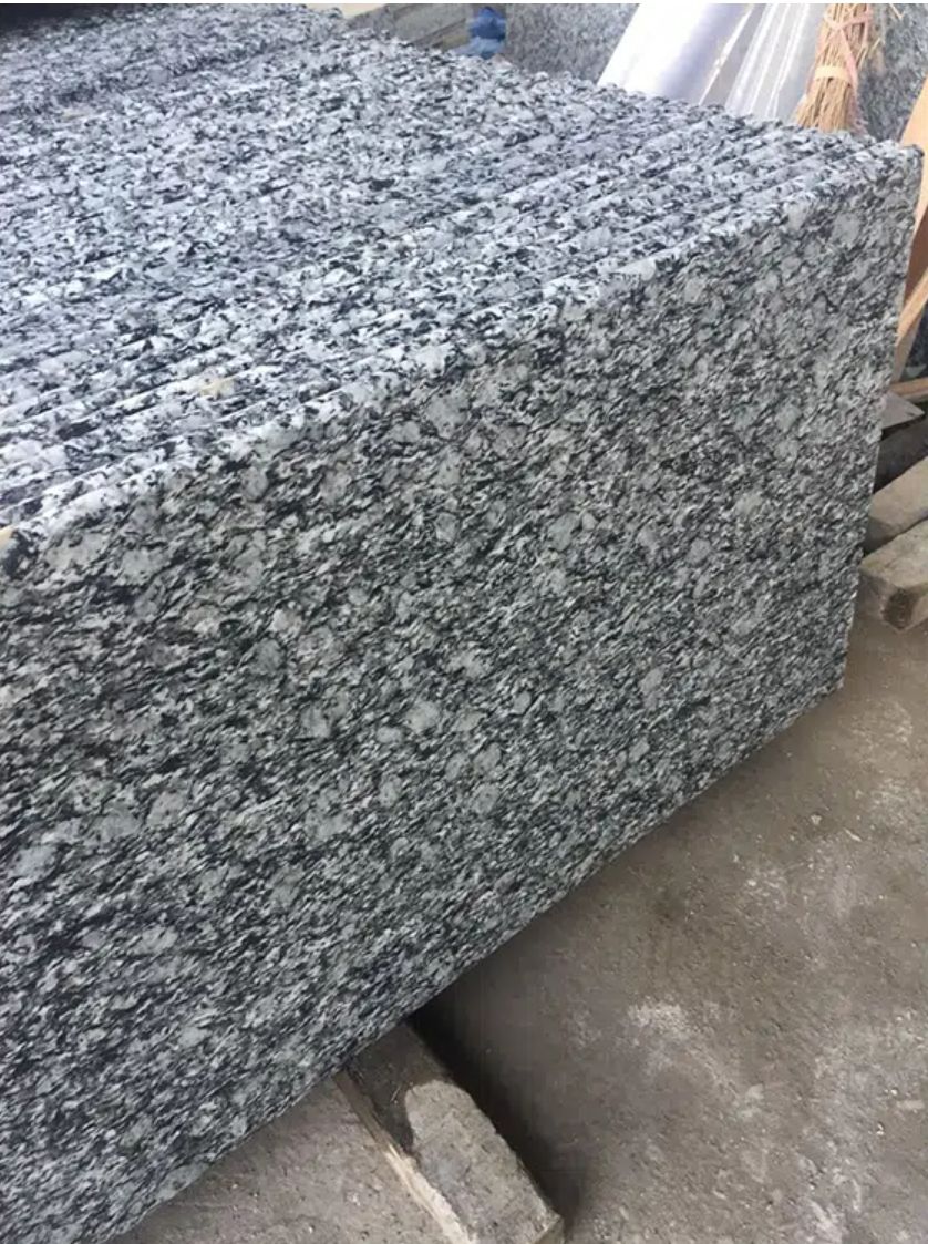 Spray White Granite Chinese Wave