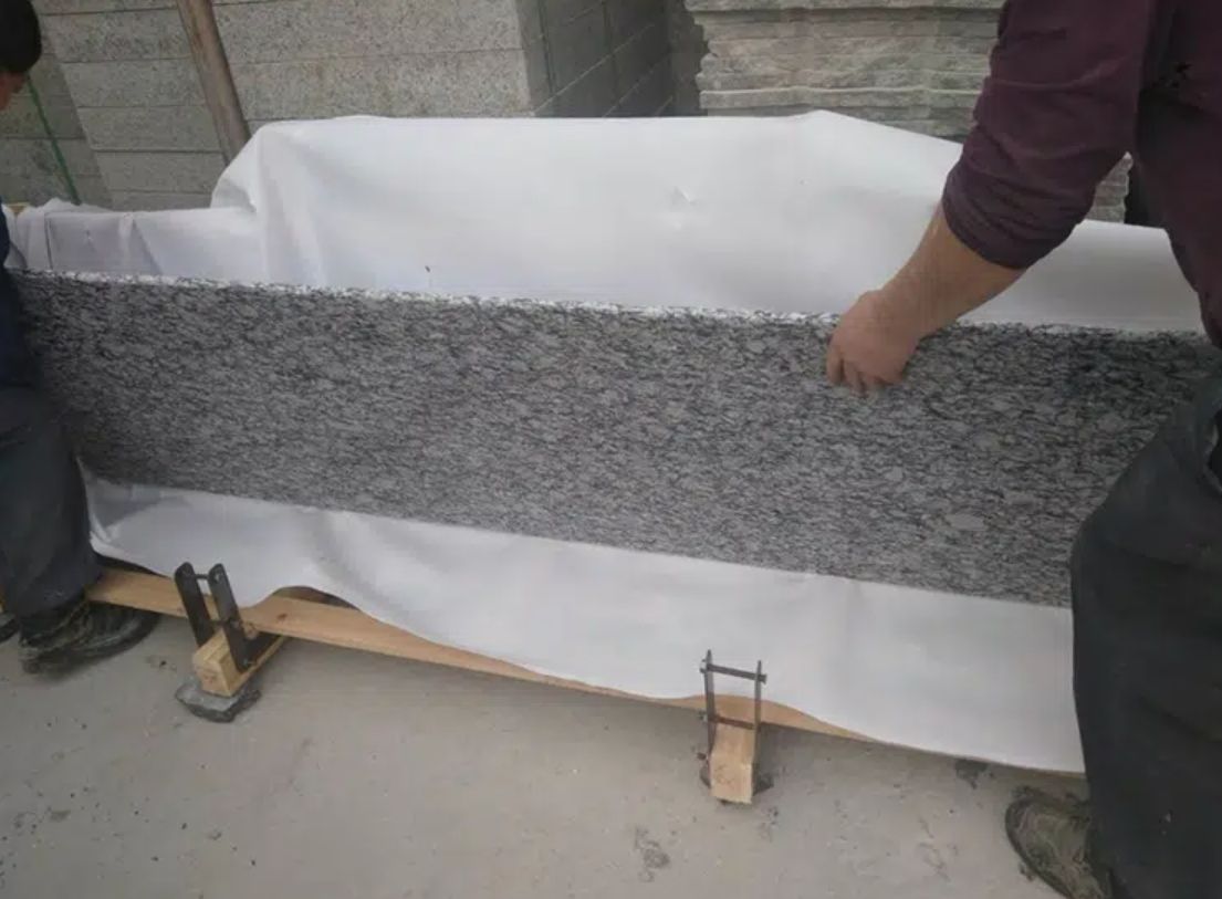 Spray White Granite Chinese Wave