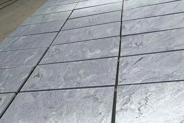 Viscount White Granite Tile