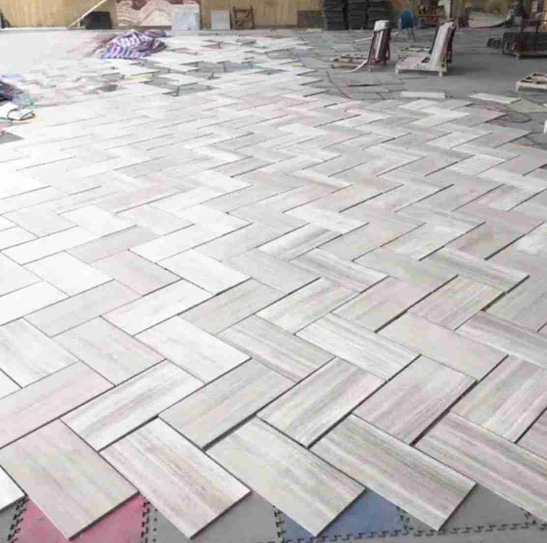 White Marble Tiles China Wooden