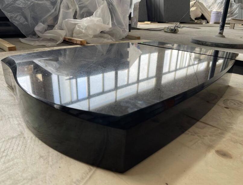 Abosultely Black Pure Black Granite Tombstone Monument Wholesale China