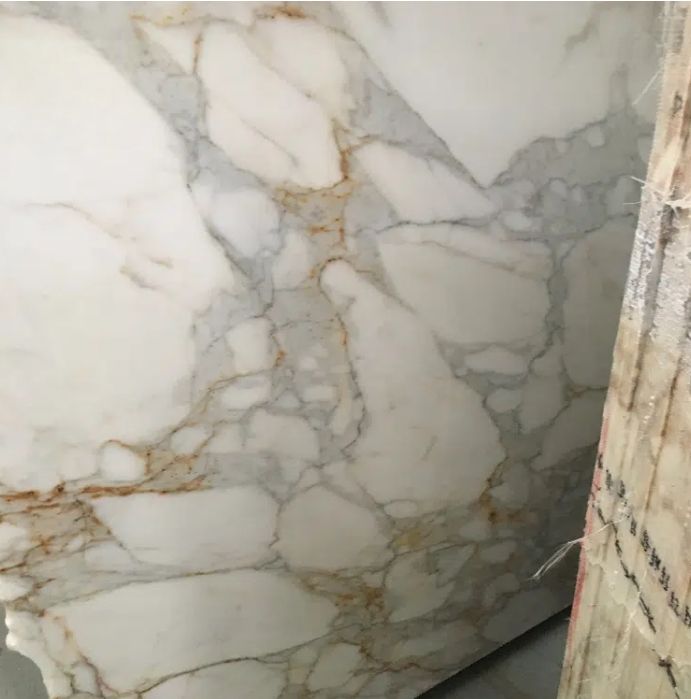 calacatta gold marble slabs in natural marble