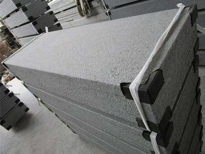 outdoor paving G654 kerbstone granite palisade