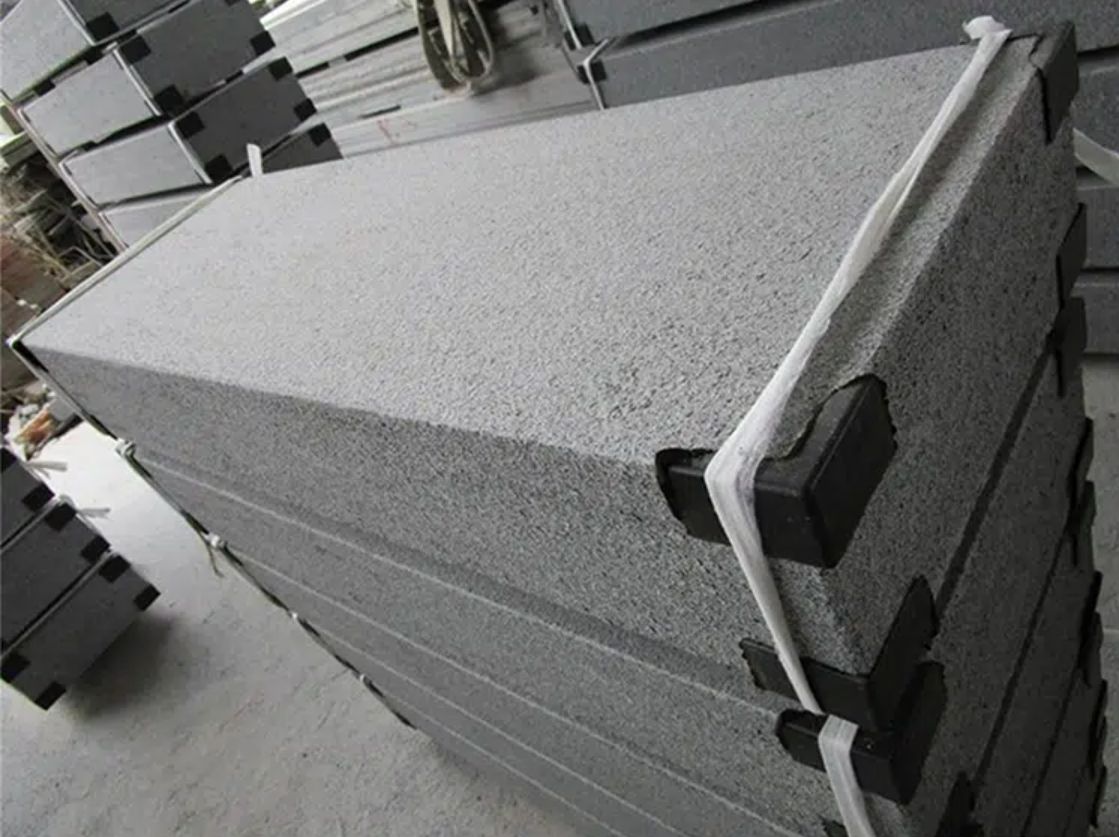 outdoor paving G654 kerbstone granite palisade