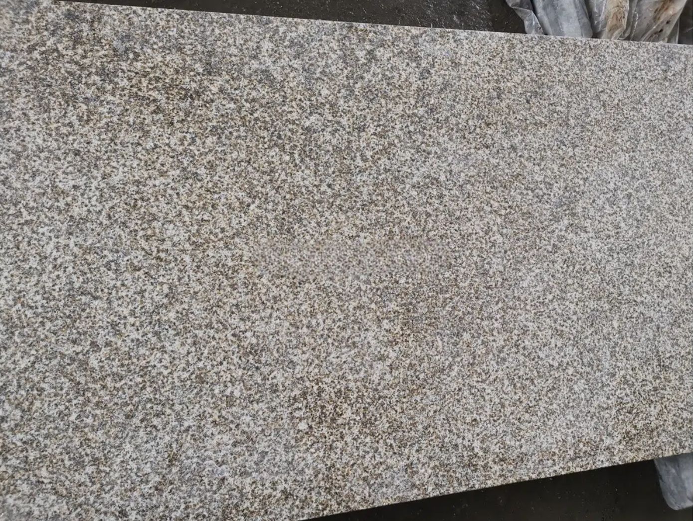 yellow rusty granite tiles slabs paving wall